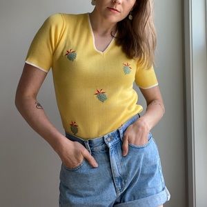 Vintage Short Sleeves Joyce V-neck Sweater